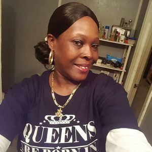 Meet your Posher, Ronetta